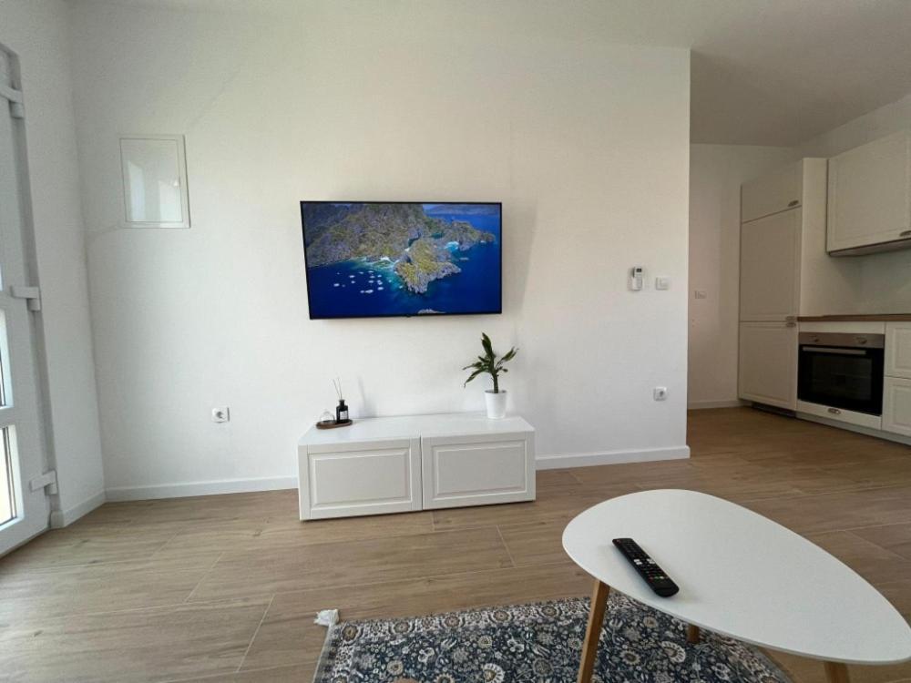Apartments Laura กอร์จูลา ภายนอก รูปภาพ