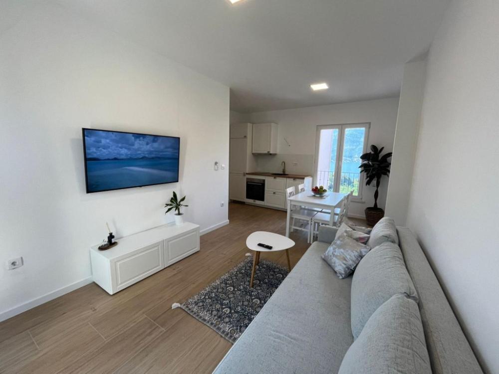 Apartments Laura กอร์จูลา ภายนอก รูปภาพ