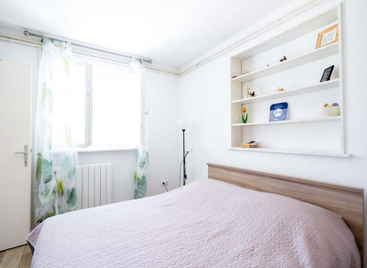 Apartments Laura กอร์จูลา ภายนอก รูปภาพ